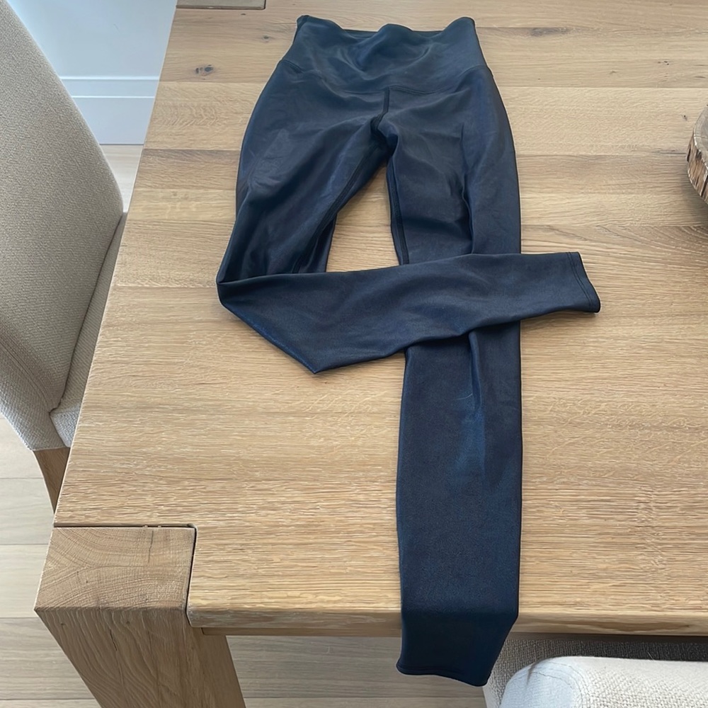 Carbon 38 workout pants!